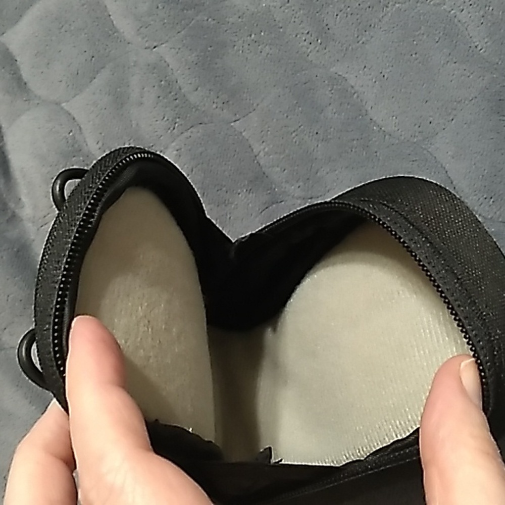 Camera case - Picture 5 of 6